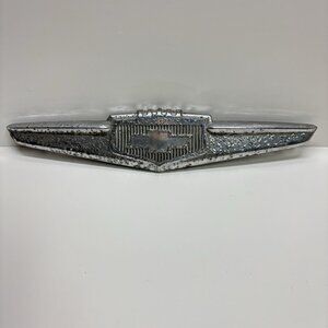 1949 Chevrolet Chevy Original Chrome Hood Emblem Ornament Emblem Logo 3688052